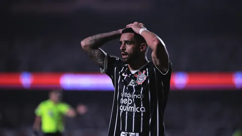 Foto: Ettore Chiereguini/AGIF – Renato Augusto vira preocupação no Corinthians
