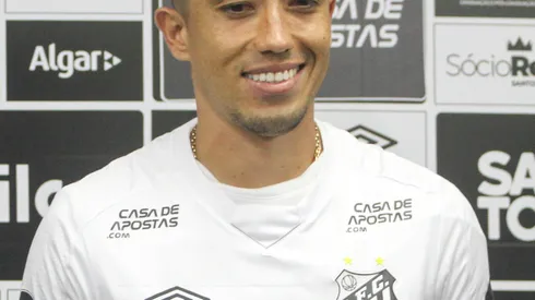 Foto: Fernanda Luz/AGIF – Uribe toma atitude contra o Santos
