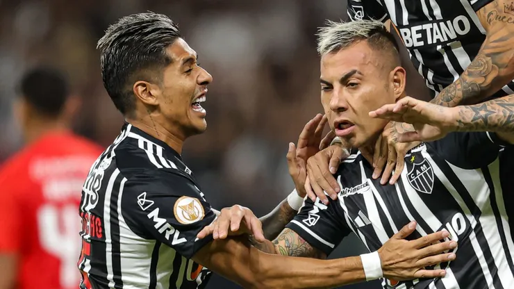 Foto: Gilson Junio/AGIF - Zaracho e Vargas