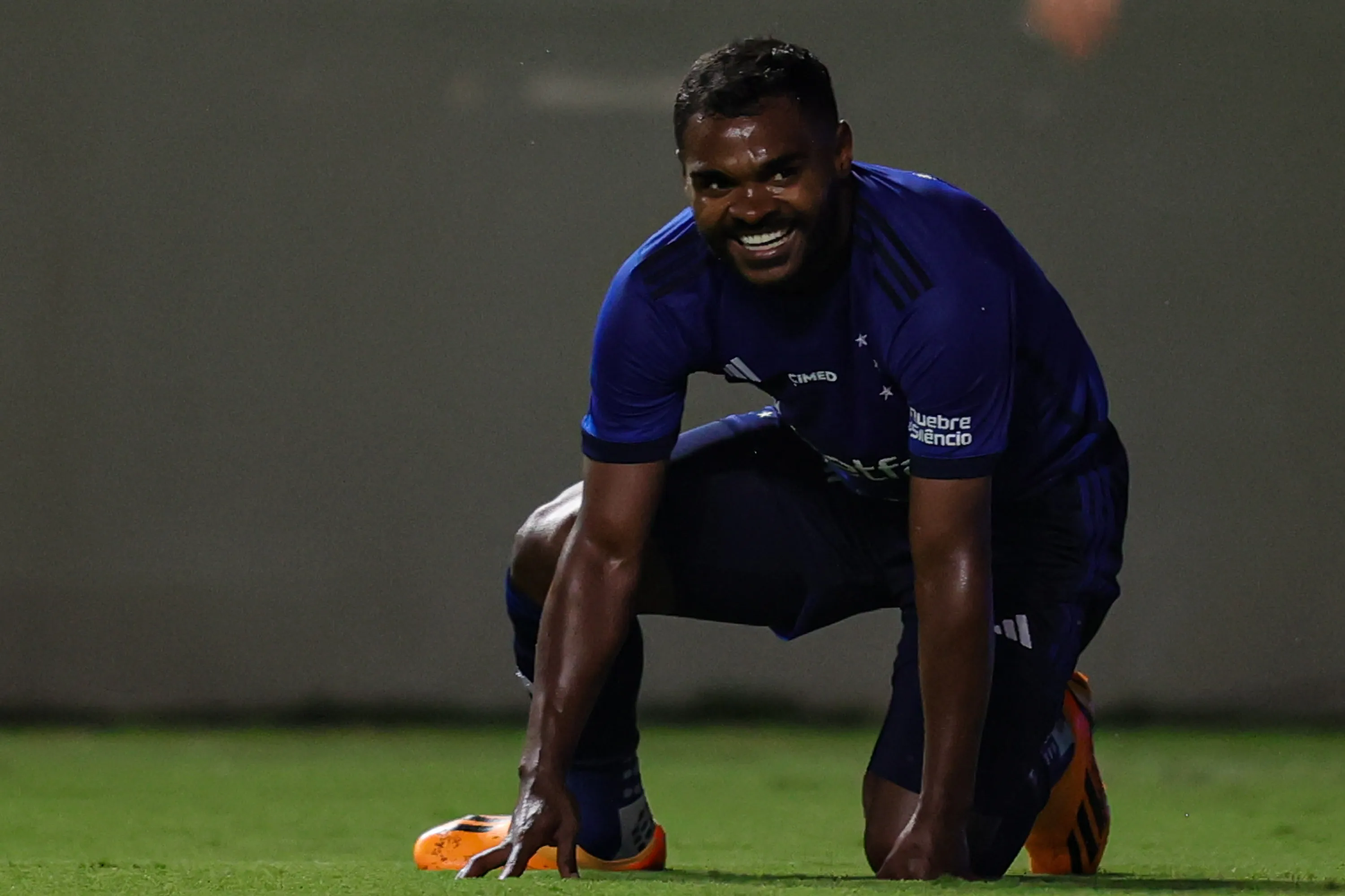 Foto: Gilson Junio/AGIF – Nikão não enfrentará o São Paulo