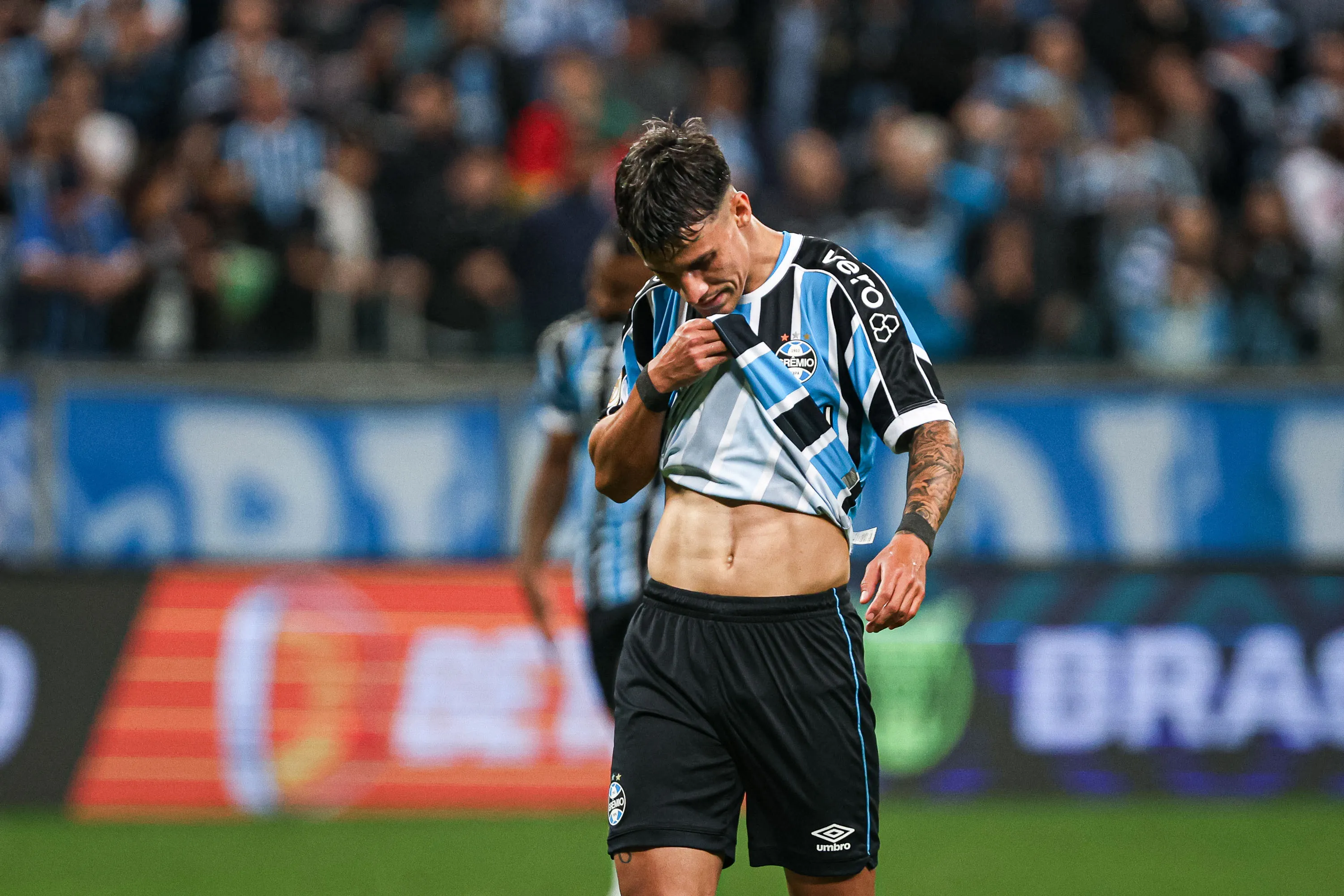 Ferreira interessa ao Cruzeiro. Foto: Maxi Franzoi/AGIF