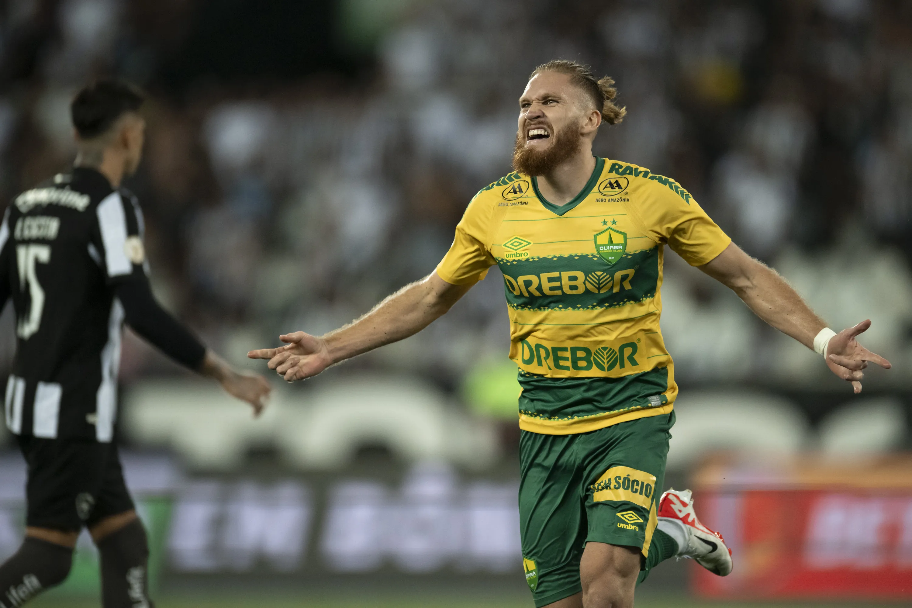 Foto: Jorge Rodrigues/AGIF – Gol de Pita gera polêmica no Botafogo