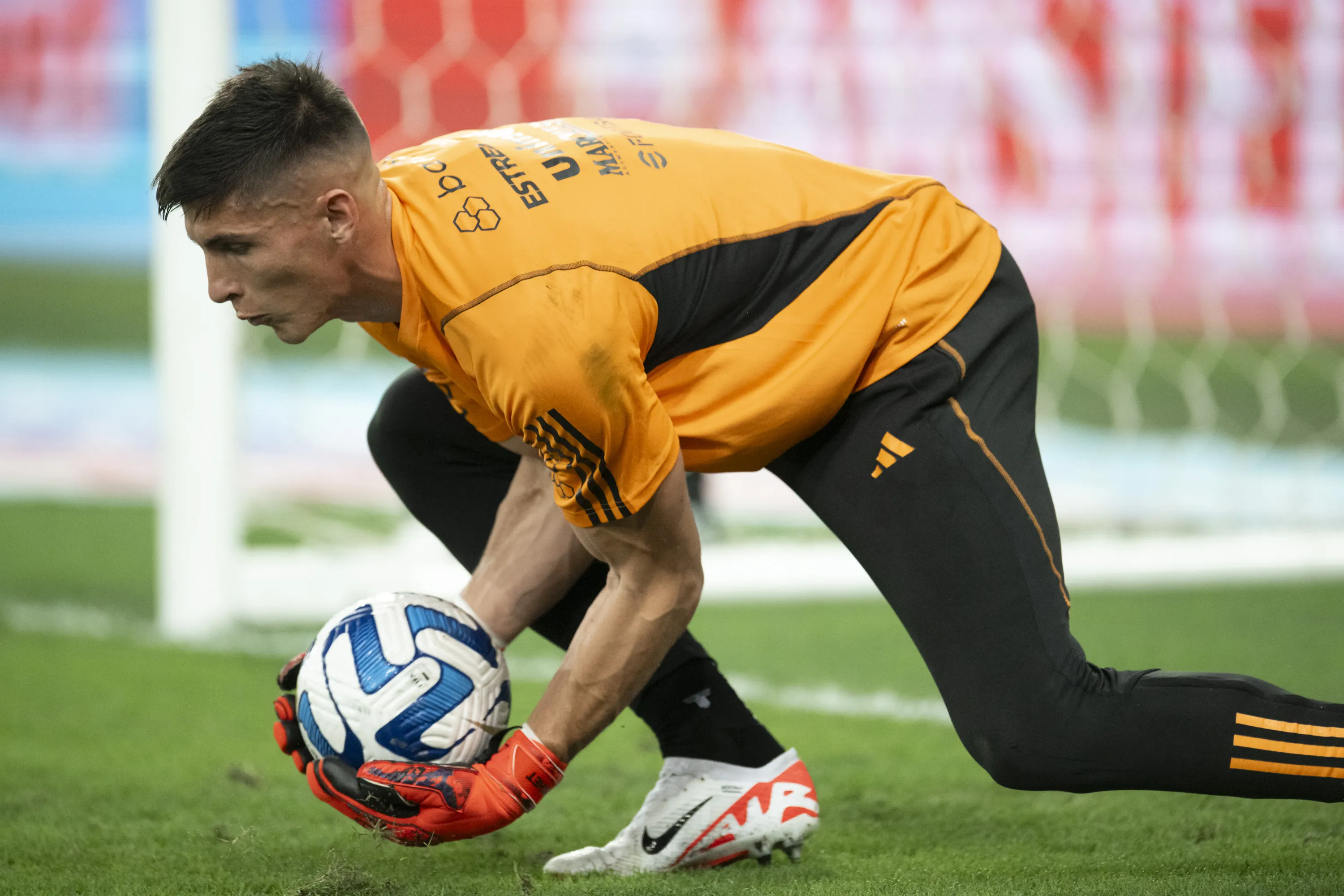 Foto: Jorge Rodrigues/AGIF – Rochet foi procurado pelo Grêmio