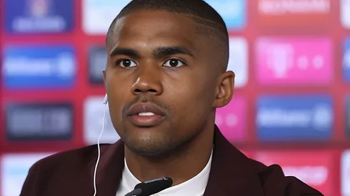 Foto: Alexander Hassenstein/Getty Images - Douglas Costa fez revelação