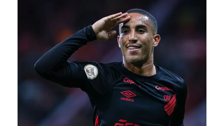 Foto: Maxi Franzoi/AGIF - Christian vira assunto no Athletico Paranaense