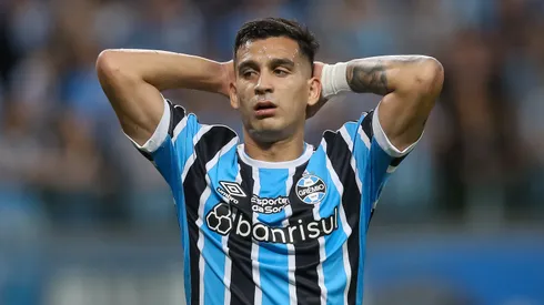 Foto: Pedro H. Tesch/AGIF – Decisão de Renato sobre Cristaldo irrita torcida do Grêmio
