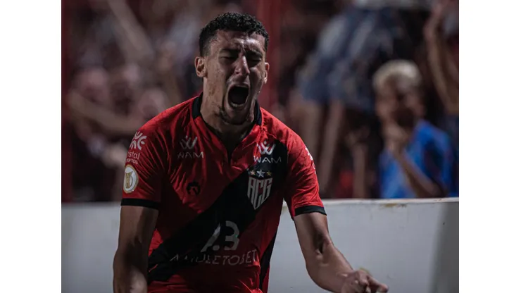 Foto: Isabela Azine/AGIF - Baralhas vira assunto no Internacional