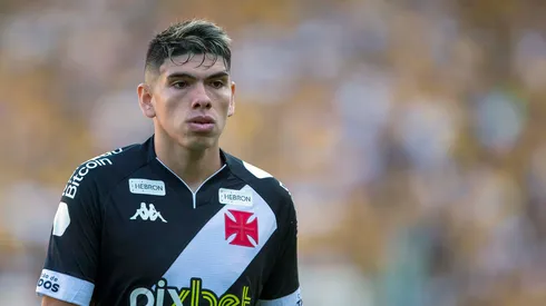Foto: Daniel RAMALHO/CRVG - Carlos Palacios ainda é do Vasco.