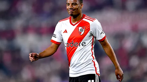 BUENOS AIRES, ARGENTINA – SEPTEMBER 21: Nicolas De La Cruz of River Plate gestures during a match between River Plate and Atletico Tucuman as part of group A of Copa de la Liga Profesional 2023 at Estadio M·s Monumental Antonio Vespucio Liberti on September 21, 2023 in Buenos Aires, Argentina. (Photo by Marcelo Endelli/Getty Images)