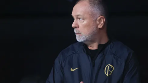 Foto: Marcello Zambrana/AGIF- Mano Menezes, em ação pelo Corinthians.
