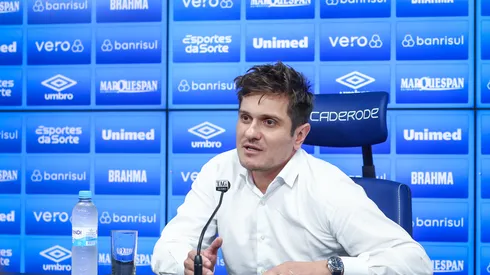 FOTO: LUCAS UEBEL/GREMIO FBPA – Antonio Brum fala sobre situação de Renato.