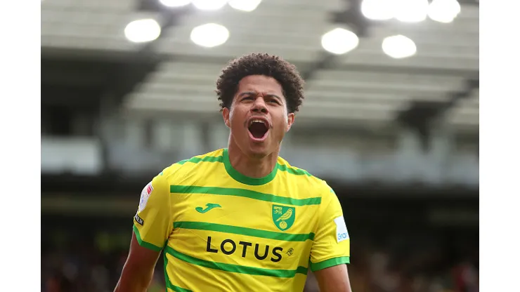 NORWICH, ENGLAND - SEPTEMBER 30: Gabriel Sara of Norwich City celebrates after scoring the team's first goal during the Sky Bet Championship match between Norwich City and Birmingham City at Carrow Road on September 30, 2023 in Norwich, England. (Photo by Cameron Howard/Getty Images)