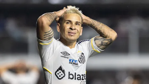 Foto: Abner Dourado/AGIF – Situação de Soteldo azeda no Santos