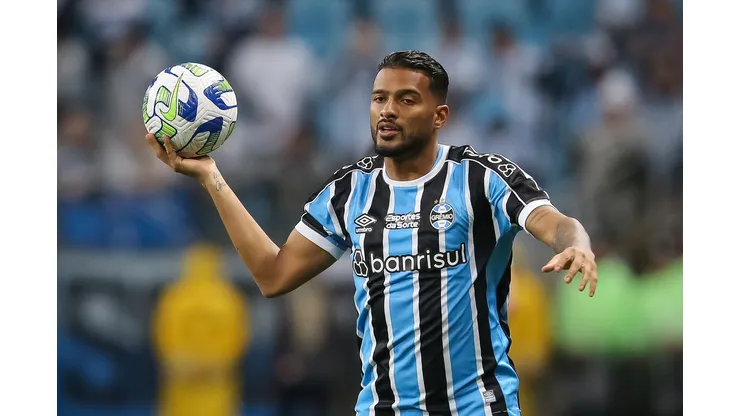 Foto: Pedro H. Tesch/AGIF - Substituto de Reinaldo vira assunto no Grêmio