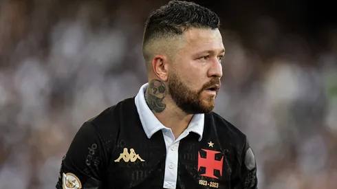 Foto: Thiago Ribeiro/AGIF - Rossi vira assunto no Vasco