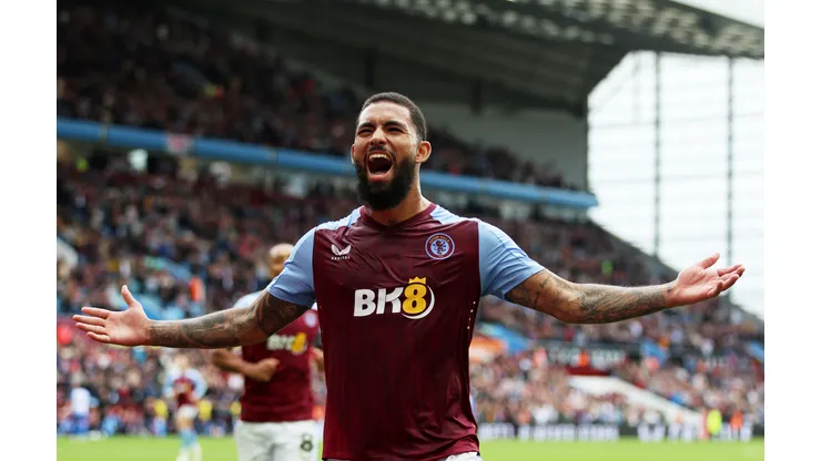 Photo by Nathan Stirk/Getty Images - Informação sobre Douglas Luiz chega ao Vasco