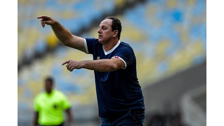 Foto: Thiago Ribeiro/AGIF - Ceni pede atacante para 2024.