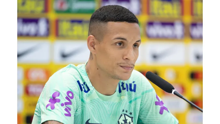 Foto: Gil Gomes/AGIF - Guilherme Arana fala sobre Diniz.