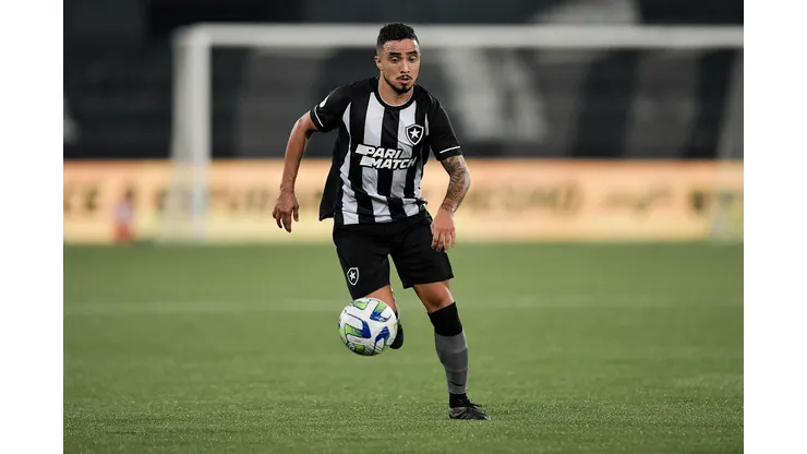 Foto: Thiago Ribeiro/AGIF - Rafael tem situação atualizada.