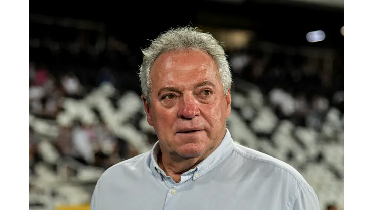 RJ - Rio de Janeiro - 21/03/2022 - CARIOCA 2022, BOTAFOGO X FLUMINENSE - Abel Braga tecnico do Fluminense durante partida contra o Botafogo no estadio Engenhao pelo campeonato Carioca 2022. Foto: Thiago Ribeiro/AGIF