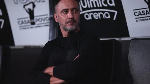 SP – Sao Paulo – 26/10/2022 – BRASILEIRO A 2022, CORINTHIANS X FLUMINENSE – Vitor Pereira tecnico do Corinthians durante partida contra o Fluminense no estadio Arena Corinthians pelo campeonato Brasileiro A 2022. Foto: Ettore Chiereguini/AGIF