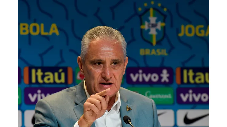 Foto: Thiago Ribeiro/AGIF - Tite leva profissional do Palmeiras ao Flamengo
