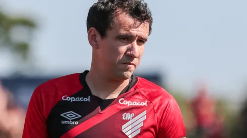 Foto: Robson Mafra/AGIF – Pablo toma decisão sobre futuro no Athletico