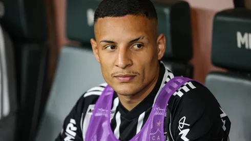 Foto: Gilson Junio/AGIF – Arana faz cobranças após tropeço do Atlético diante do Coritiba