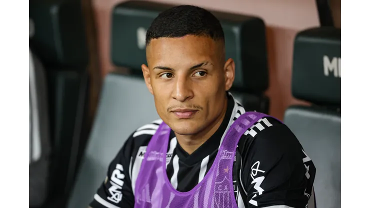 Foto: Gilson Junio/AGIF - Arana faz cobranças após tropeço do Atlético diante do Coritiba