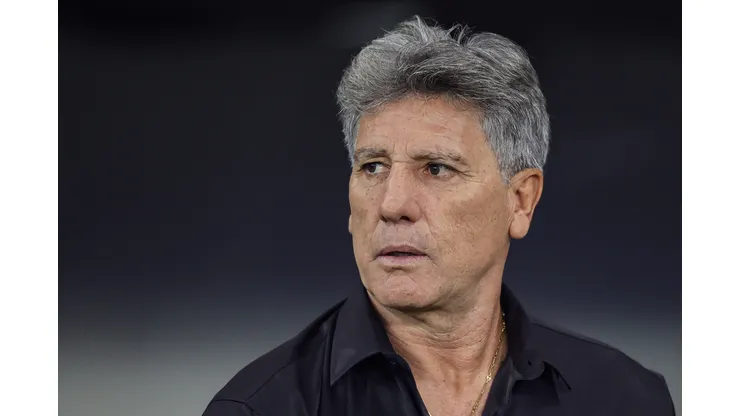 Foto: Gilson Junio/AGIF - Renato Gaúcho faz mudança no time titular do Imortal.