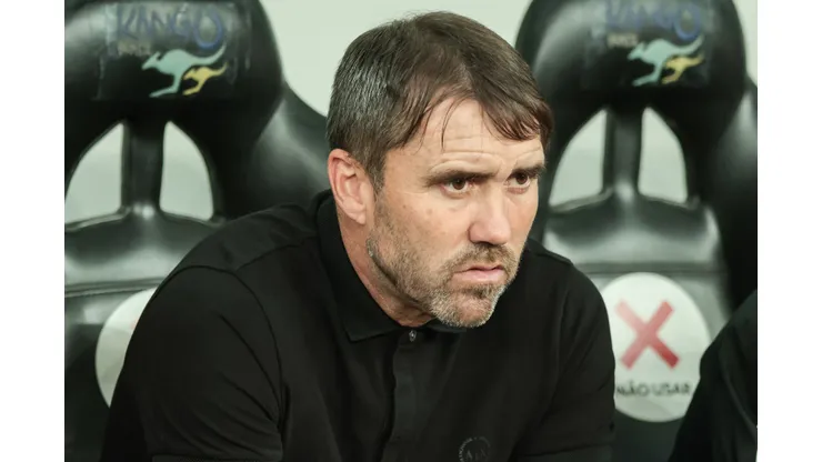 Foto: Robson Mafra/AGIF - Coudet perde atacante para decisão na Libertadores e assunto chega ao Fluminense