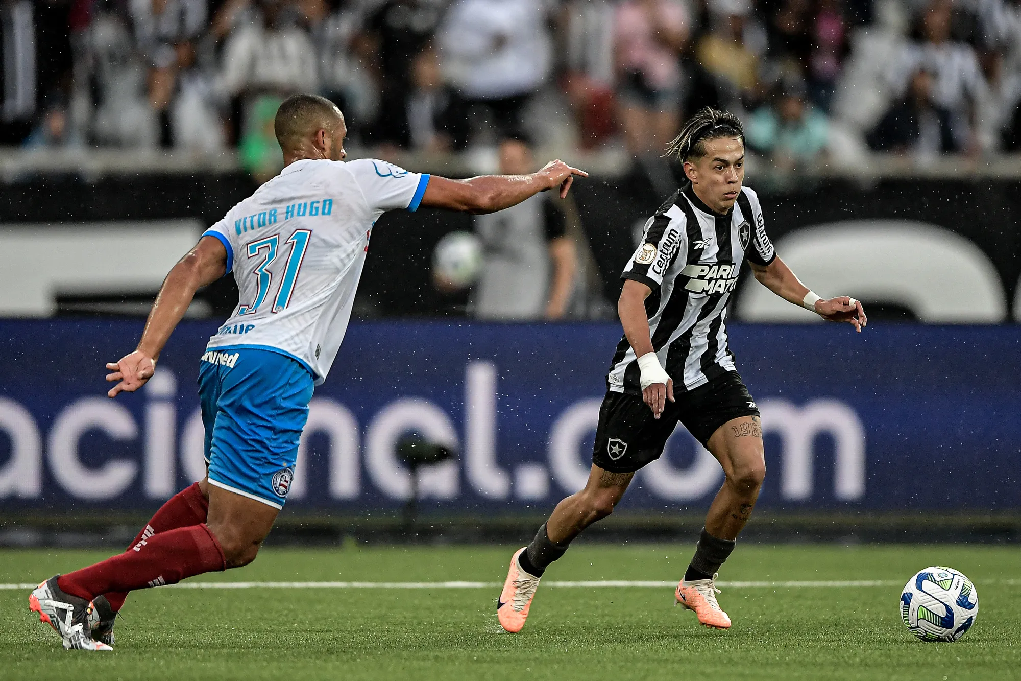 Segovinha, meia do Botafogo. Foto: Thiago Ribeiro/AGIF