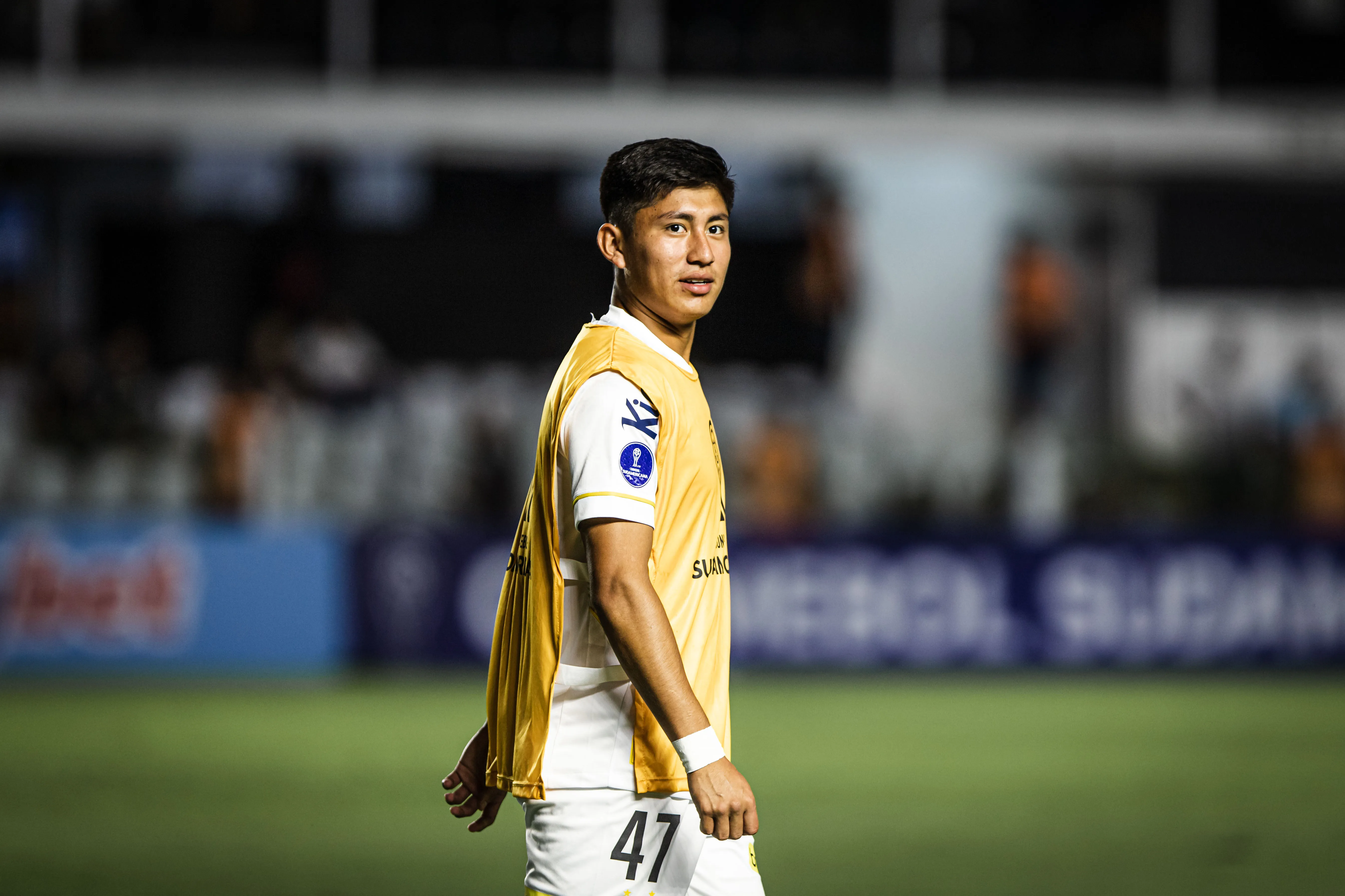 Miguelito jogador do Santos durante partida contra o Audax Italiano no estácanvadio Vila Belmiro pelo campeonato Copa Sul-Americana 2023. Foto: Abner Dourado/AGIF