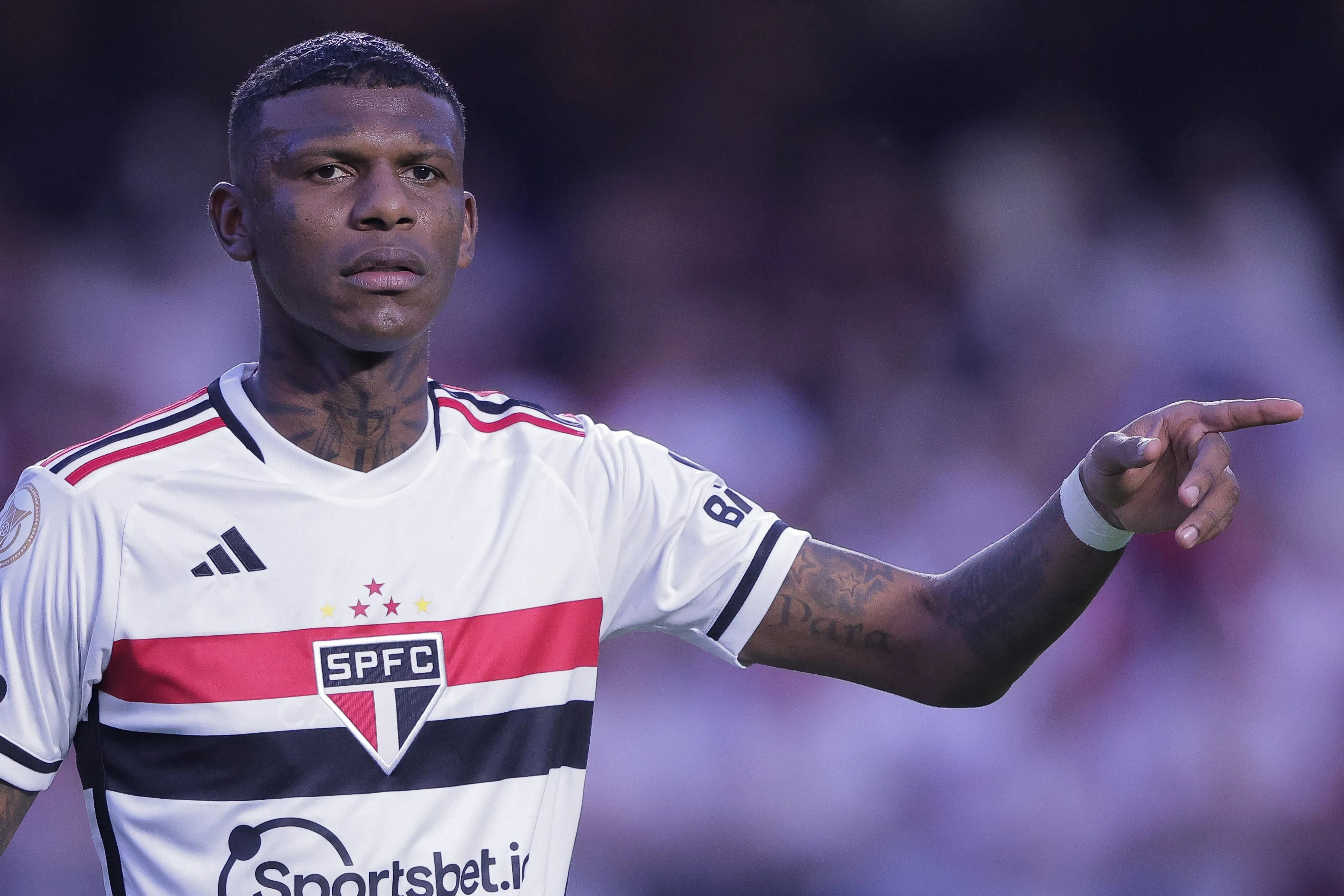 Declaração de Arboleda irrita parte da torcida do São Paulo. Foto: Ettore Chiereguini/AGIF
