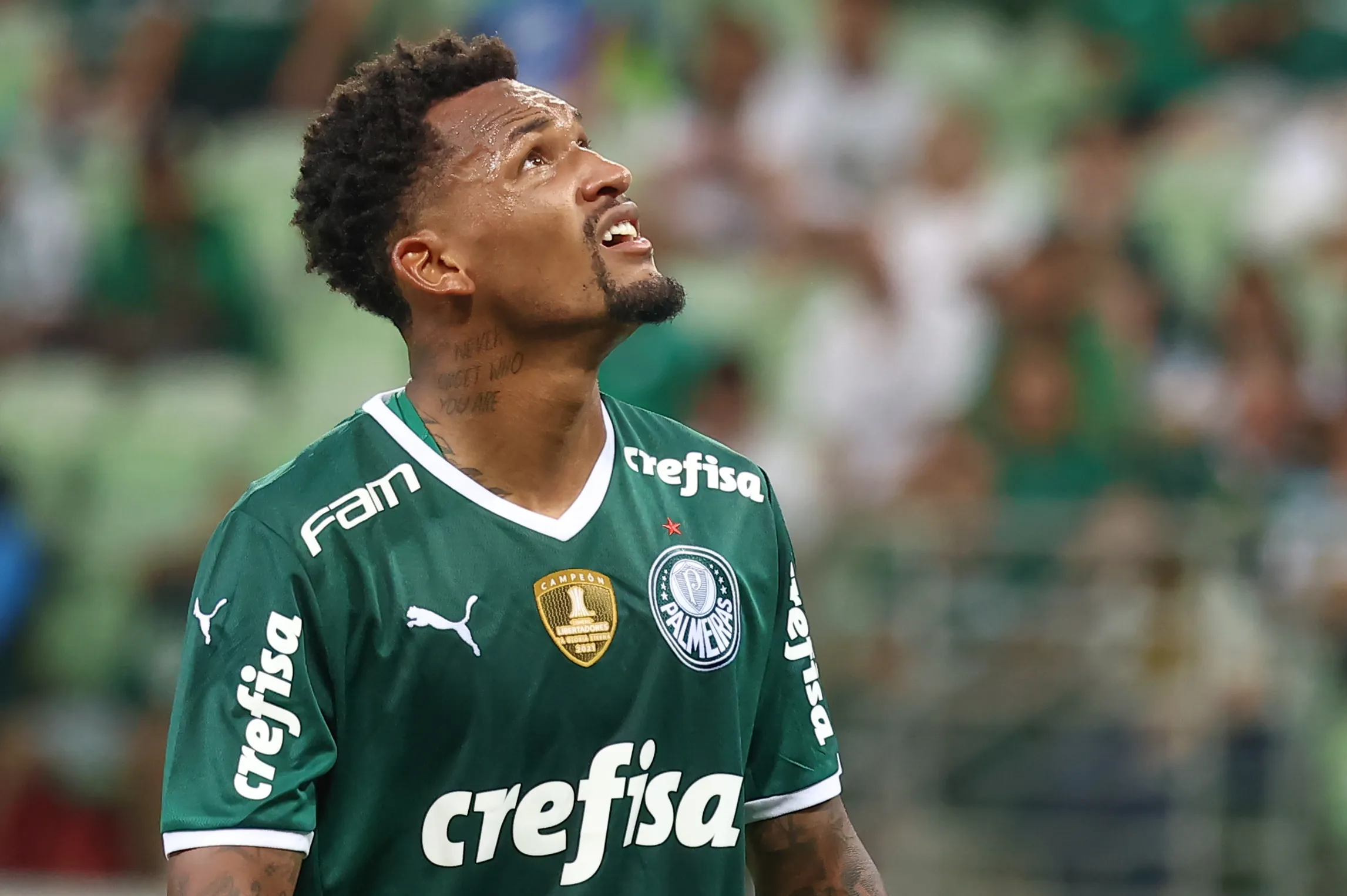 Roberto Melo quer Jailson para substituir Johnny. Foto: Marcello Zambrana/AGIF