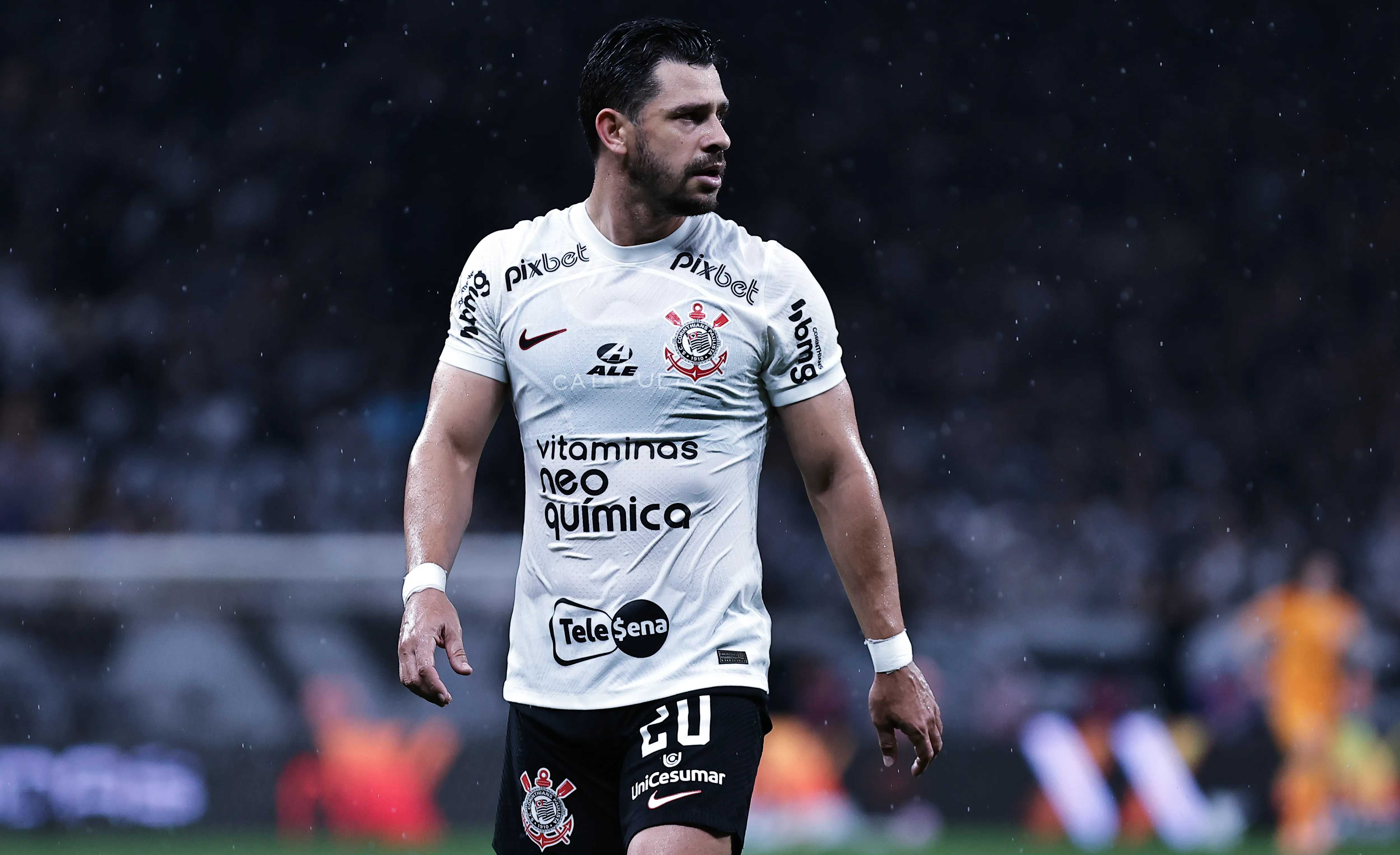 Giuliano, meia do Corinthians. Foto: Fabio Giannelli/AGIF