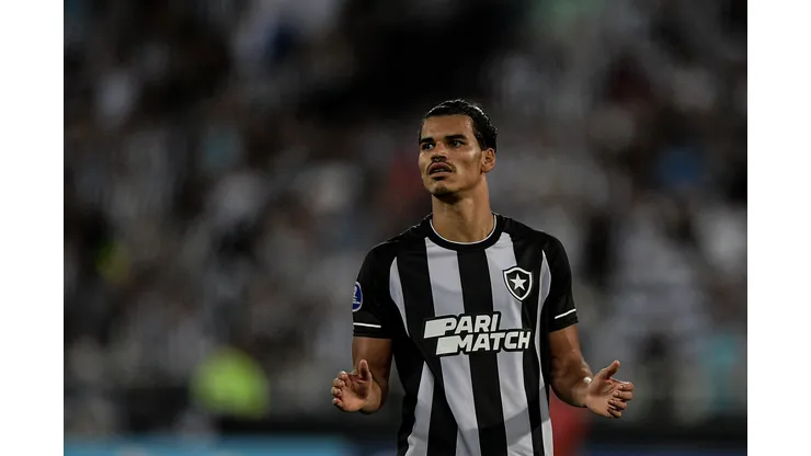 Danilo Barbosa, volante do Botafogo, Foto: Thiago Ribeiro/AGIF