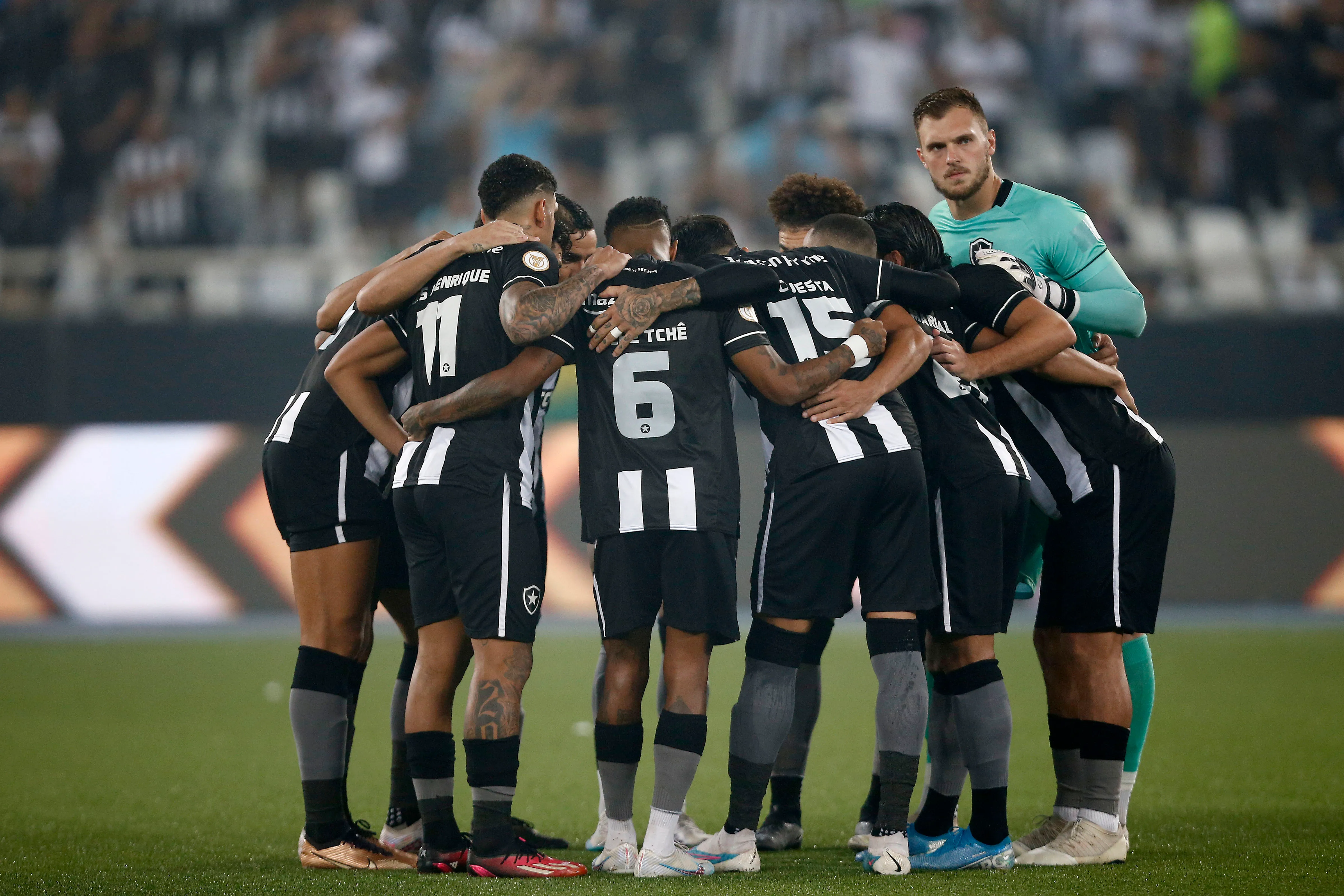 Glorioso supreendeu a todos ao perder sua vantagem no Brasileirão. Foto:  Wagner Meier/Getty Images