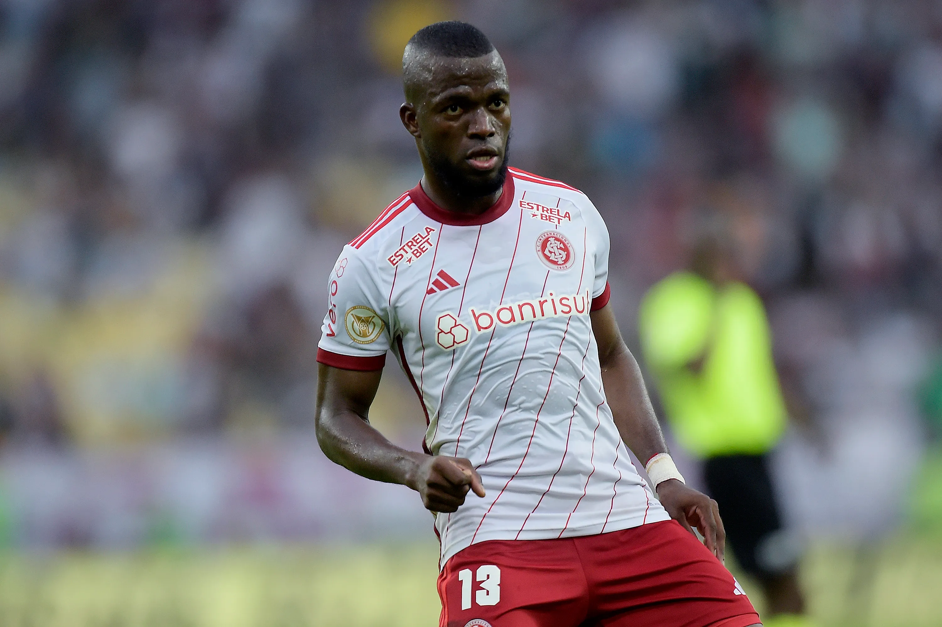 Enner Valencia durante partida contra o Fluminense. Foto: Alexandre Loureiro/AGIF