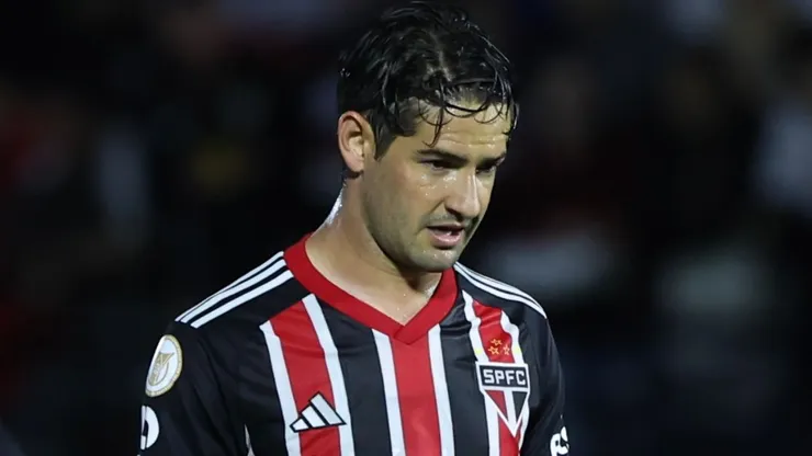 Alexandre Pato jogador do São Paulo durante partida contra o Bragantino no estádio Nabi Abi Chedid pelo campeonato Brasileiro A 2023. Foto: Marcello Zambrana/AGIF