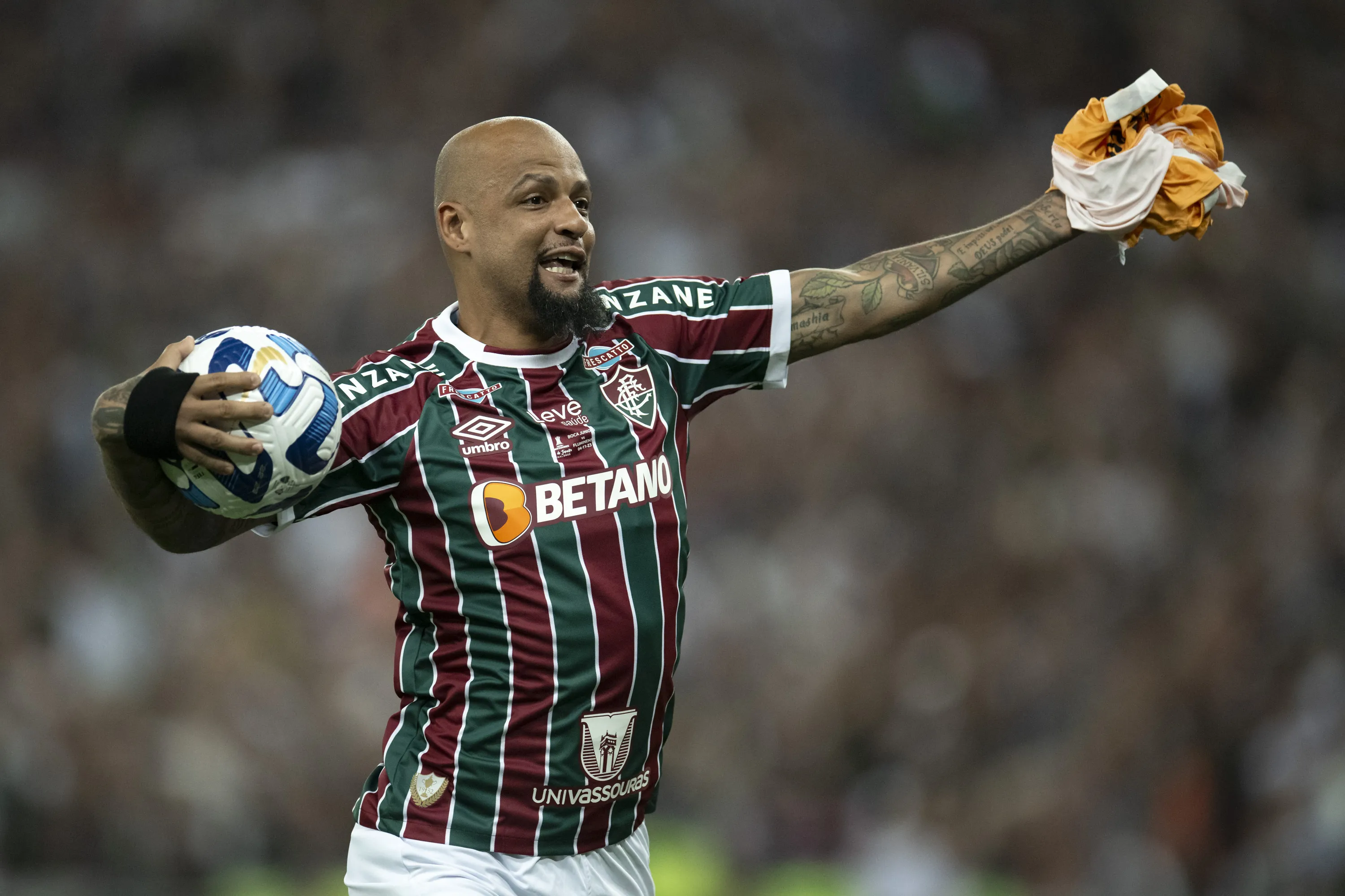 Felipe Melo deve voltar contra o São Paulo. Foto: Jorge Rodrigues/AGIF