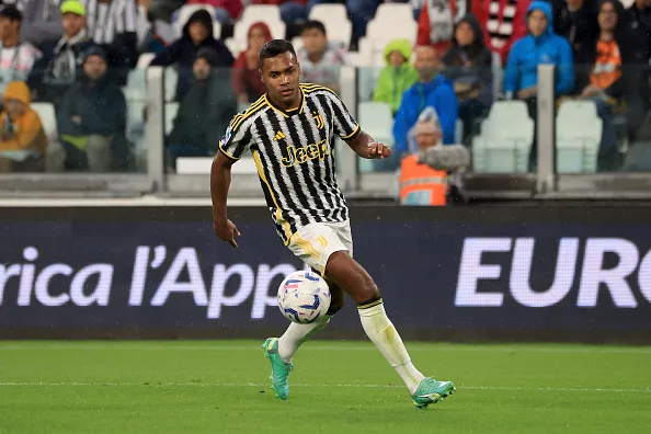 (Photo by Giuseppe Cottini/Getty Images) – Alex Sandro