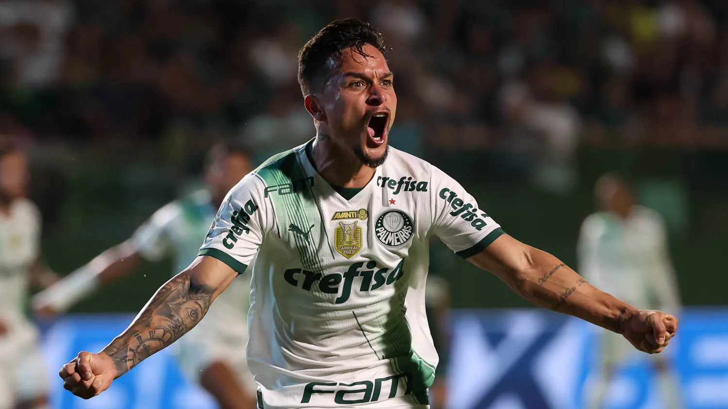 O jogador Artur, da SE Palmeiras, comemora seu gol contra a equipe do Goiás EC (Foto: Cesar Greco/Palmeiras/by Canon)