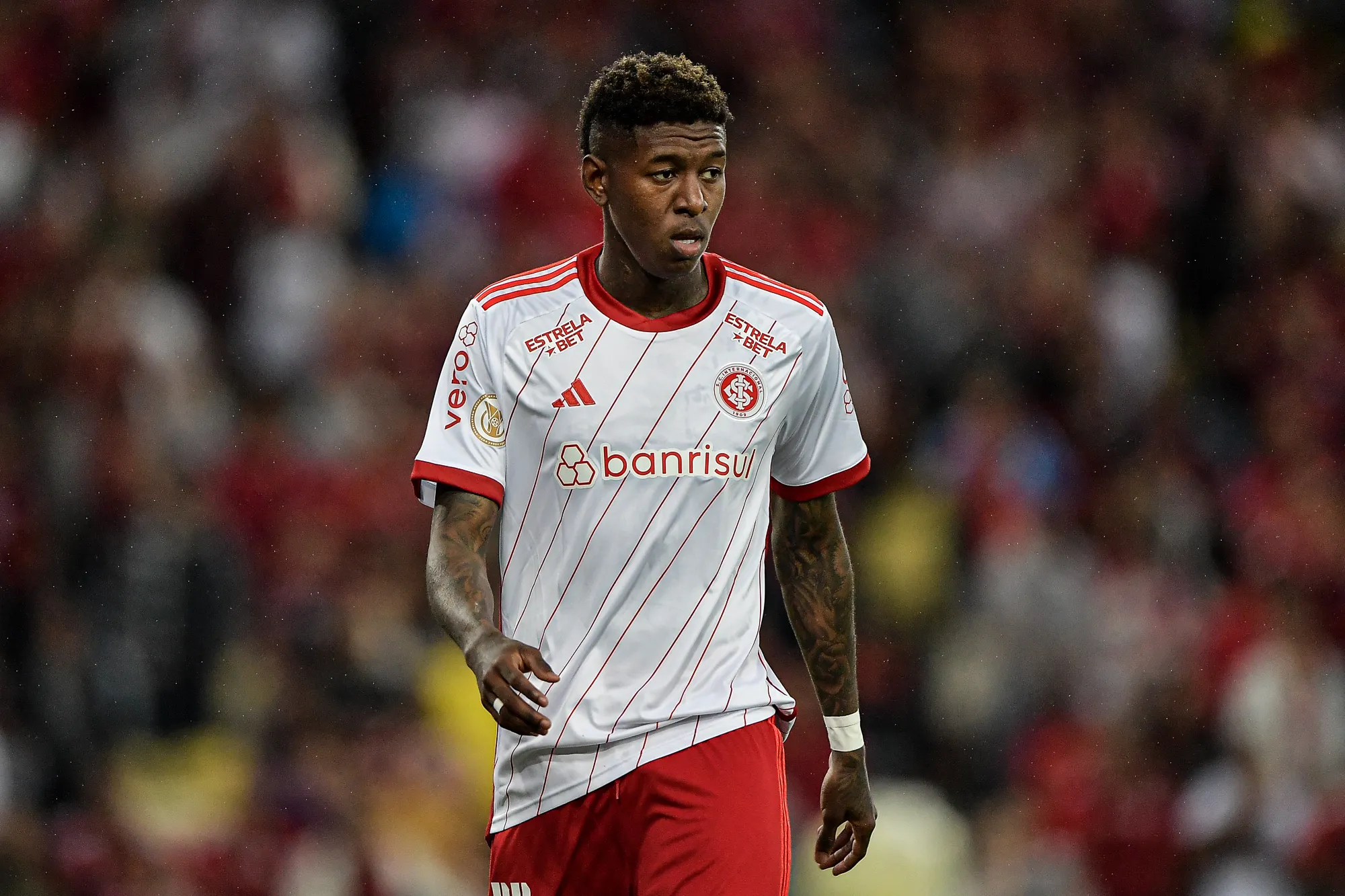 Vitao durante partida contra o Flamengo. Foto: Thiago Ribeiro/AGIF