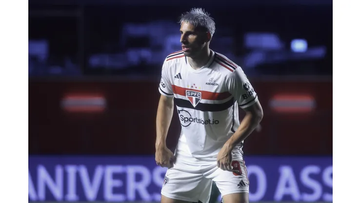 Calleri jogador do Sao Paulo durante partida contra o Coritiba no estadio Morumbi pelo campeonato Brasileiro A 2023. Foto: Marcello Zambrana/AGIF