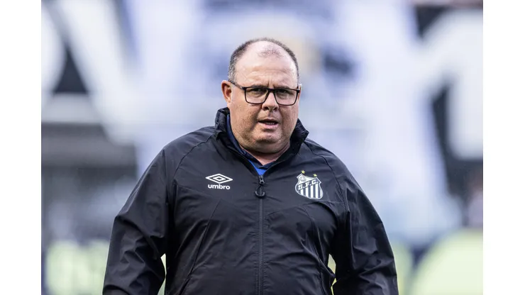 Marcelo Fernandes tecnico do Santos durante partida contra o Vasco no estadio Vila Belmiro pelo campeonato Brasileiro A 2023. Foto: Abner Dourado/AGIF