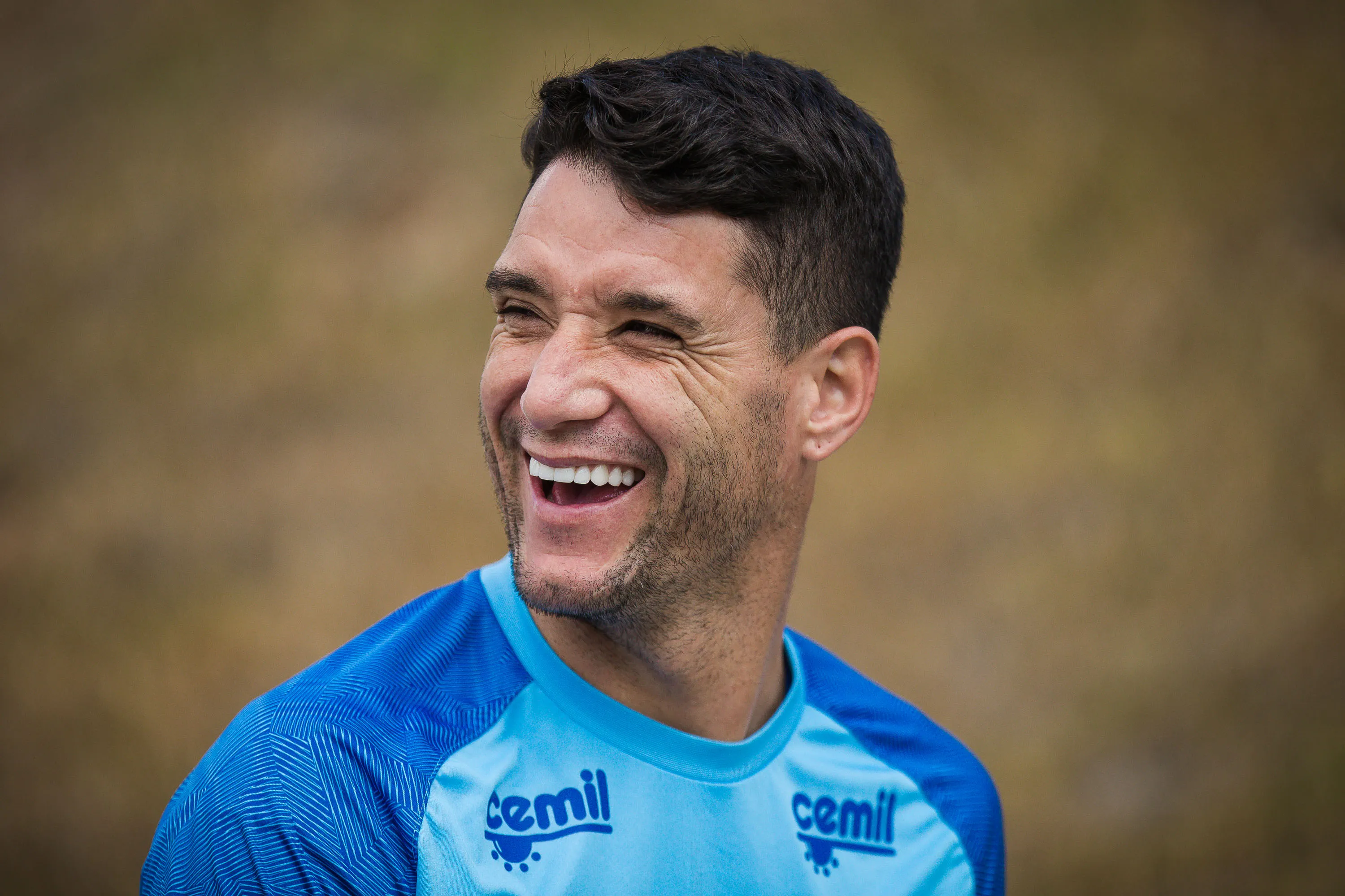 Thiago Neves durante treino. Foto: Pedro Vale/AGIF