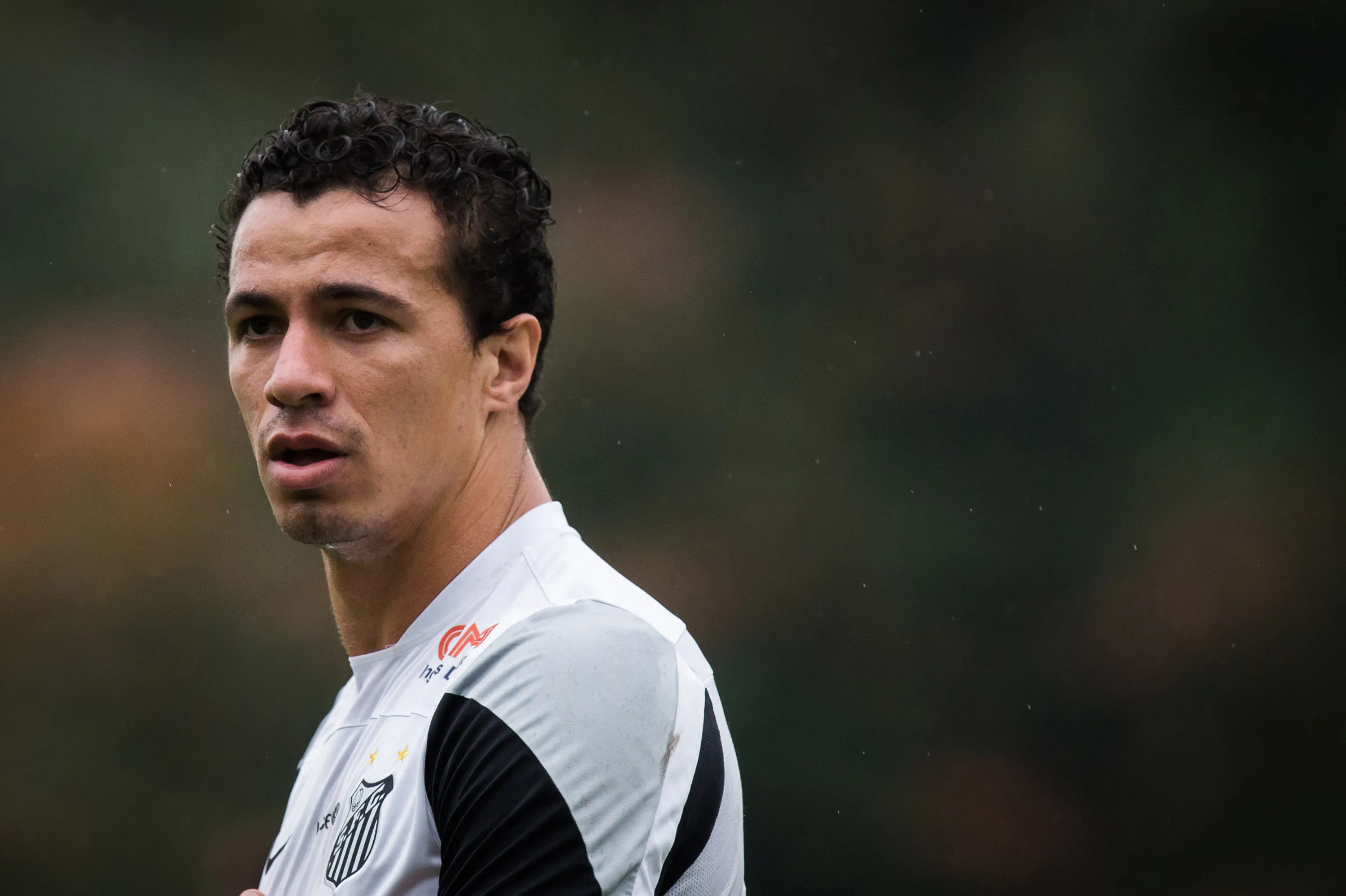 Leandro Damiao durante treino. Foto: Ricardo Saibun/AGIF