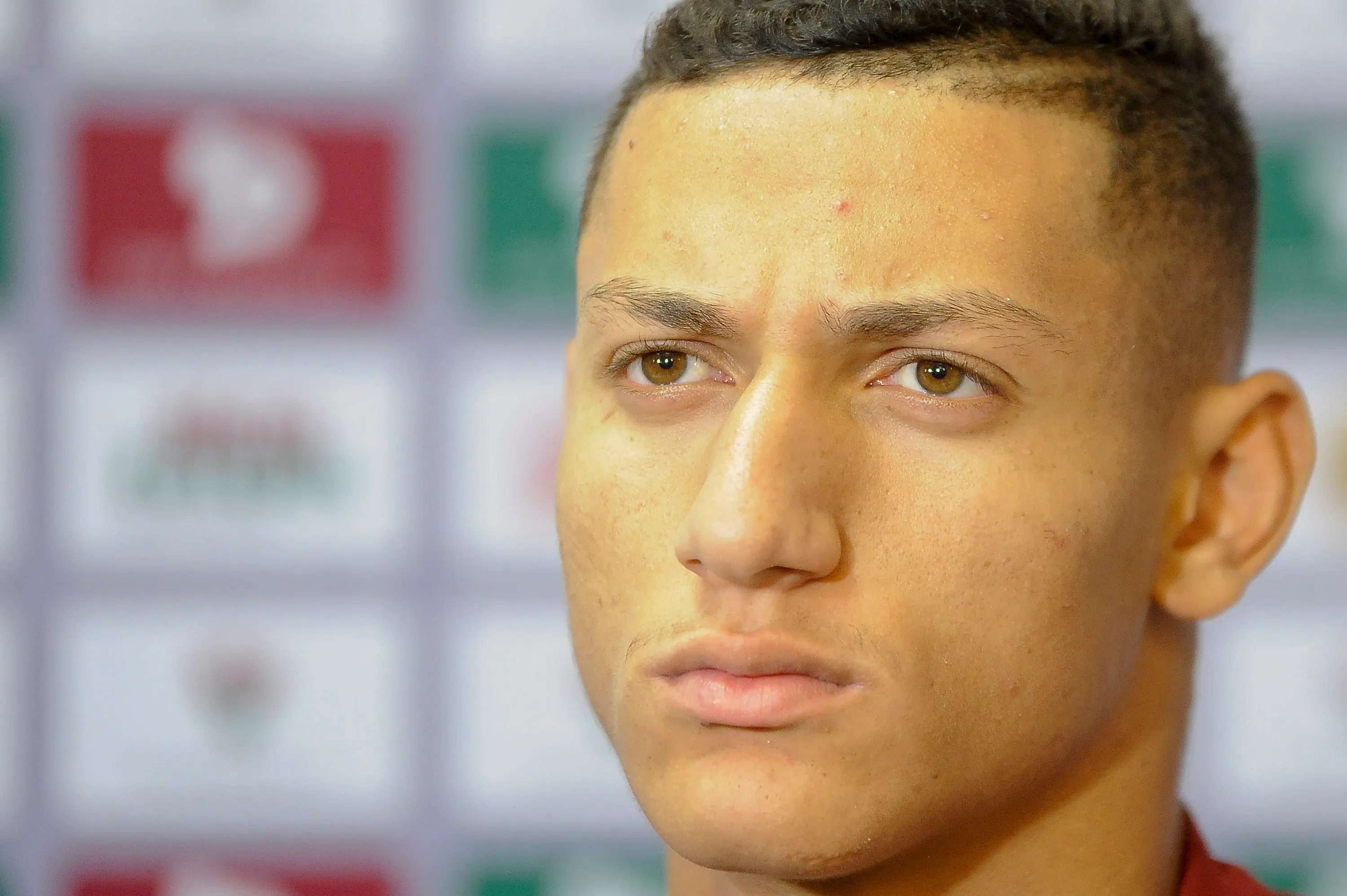 Richarlison, durante coletiva de imprensa. Foto: Armando Paiva/AGIF