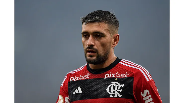 Foto: Thiago Ribeiro/AGIF - Arrascaeta é citado em festa do Fluminense.